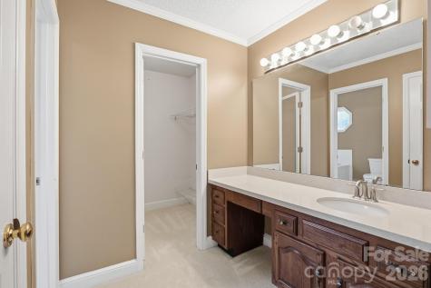 9232 Hemingford Court Charlotte NC 28277