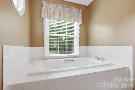 9232 Hemingford Court Charlotte NC 28277