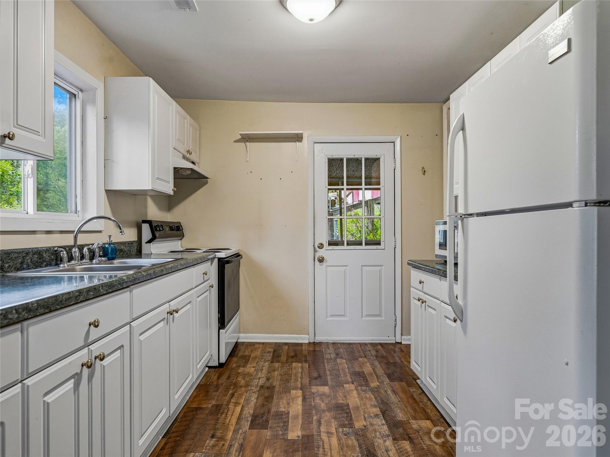 506 Johnston School Road Asheville NC 28806