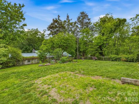 506 Johnston School Road Asheville NC 28806