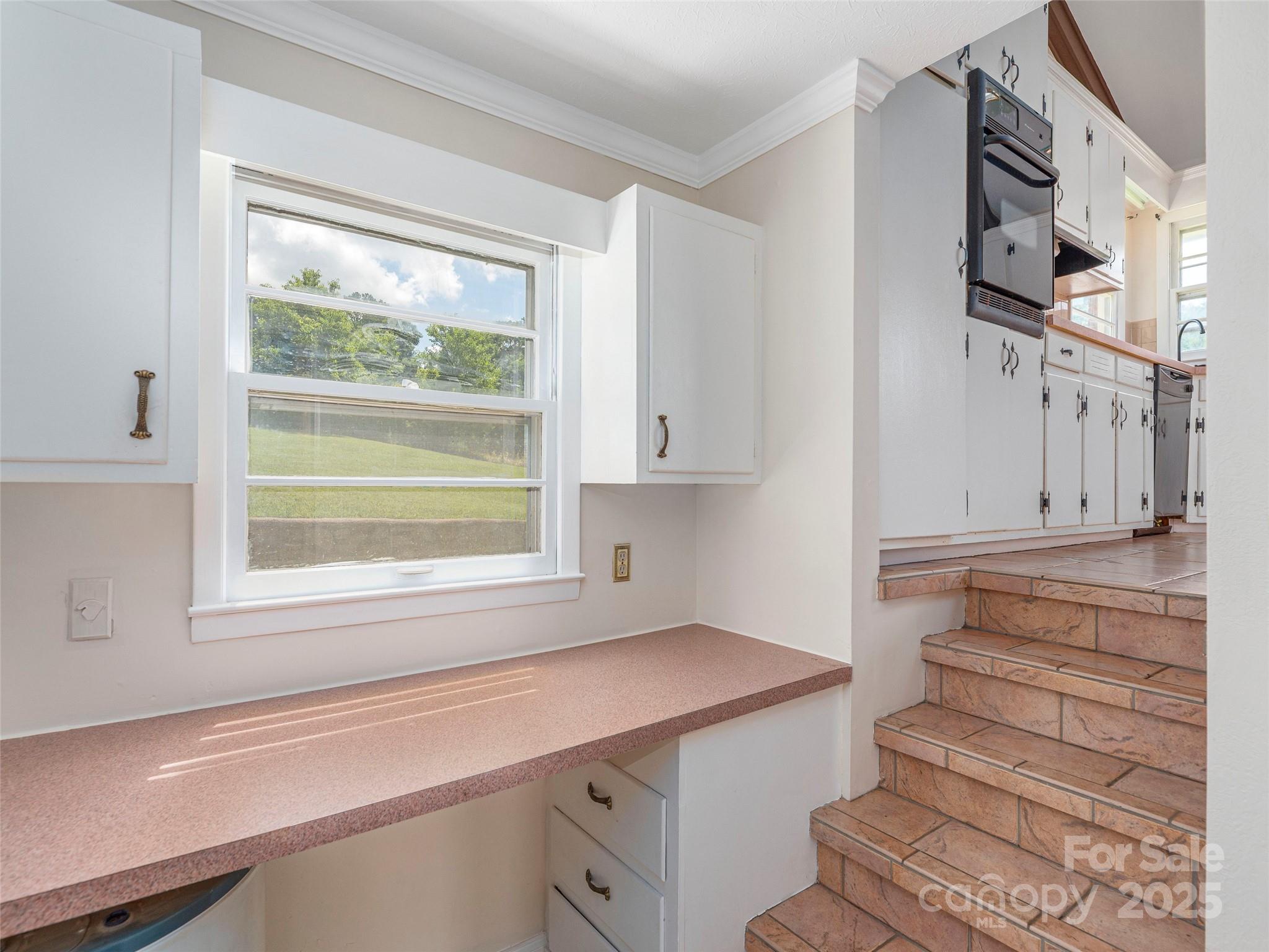 827 Oakdale Road Waynesville NC 28786