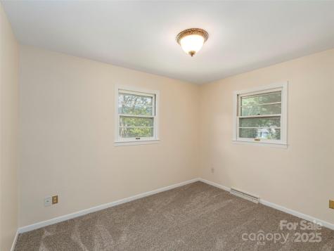 827 Oakdale Road Waynesville NC 28786