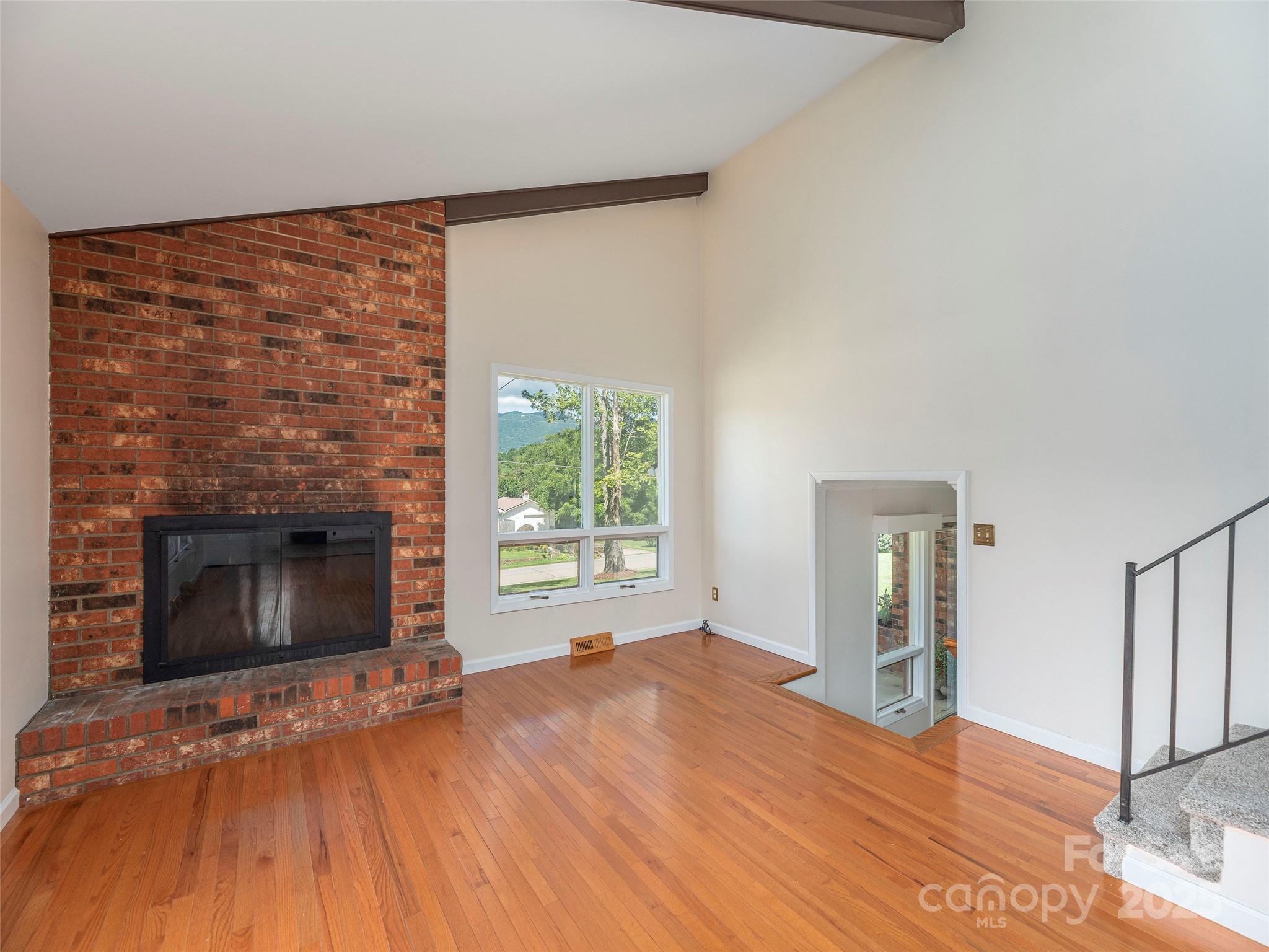 827 Oakdale Road Waynesville NC 28786