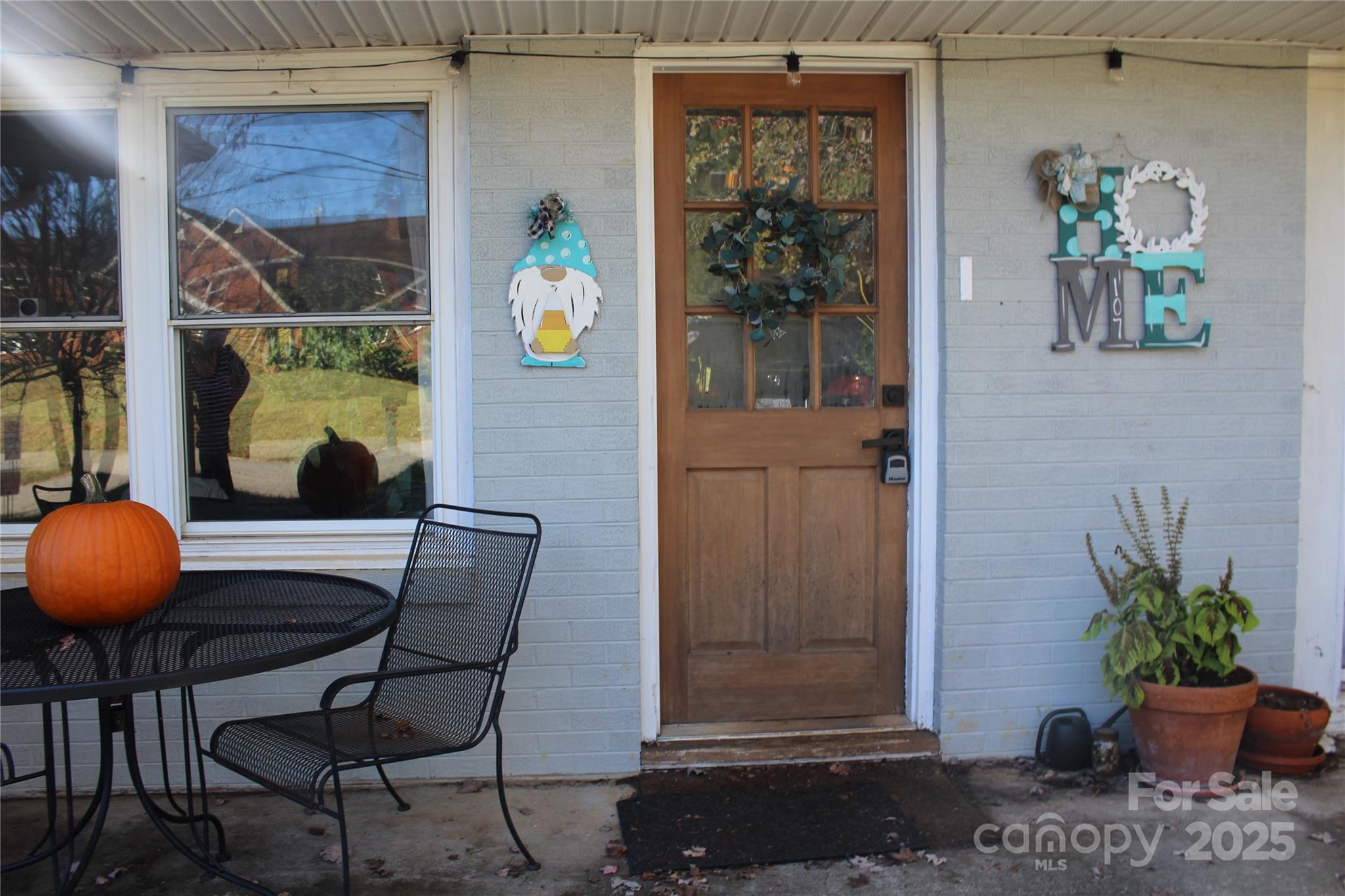 107 N Matthews Street Morganton NC 28655