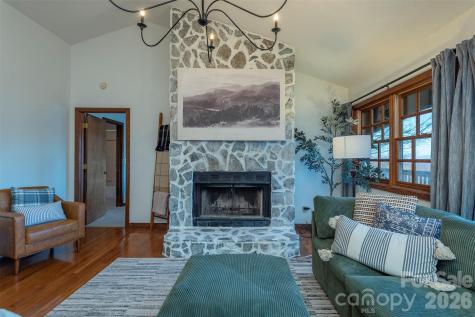 322 Goldenleaf Road Mars Hill NC 28754