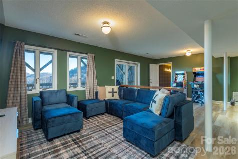 322 Goldenleaf Road Mars Hill NC 28754
