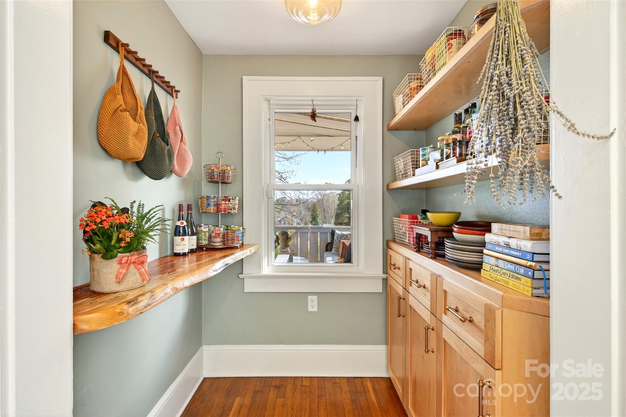 18 Princeton Drive Asheville NC 28806