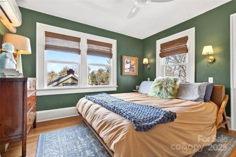 18 Princeton Drive Asheville NC 28806