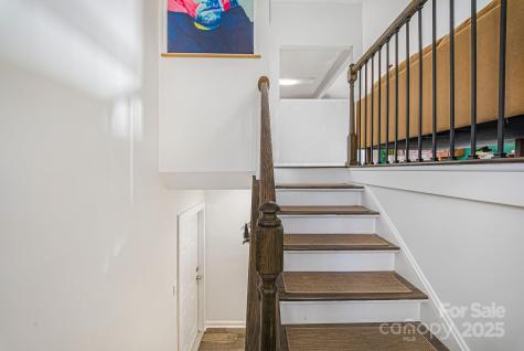 16 Woodfield Road Arden NC 28704