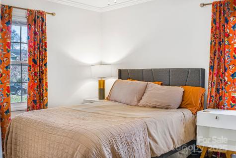 16 Woodfield Road Arden NC 28704