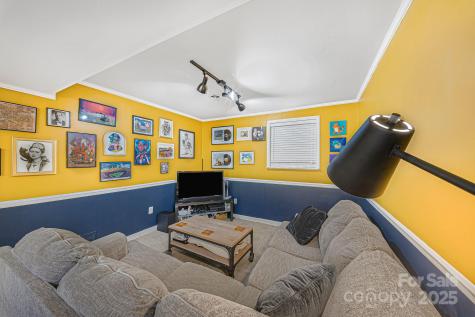 16 Woodfield Road Arden NC 28704