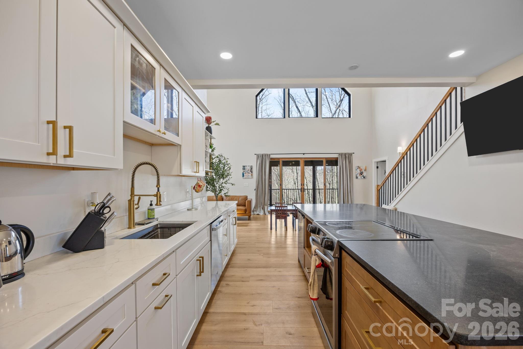 215 Ridgeway Road Candler NC 28715
