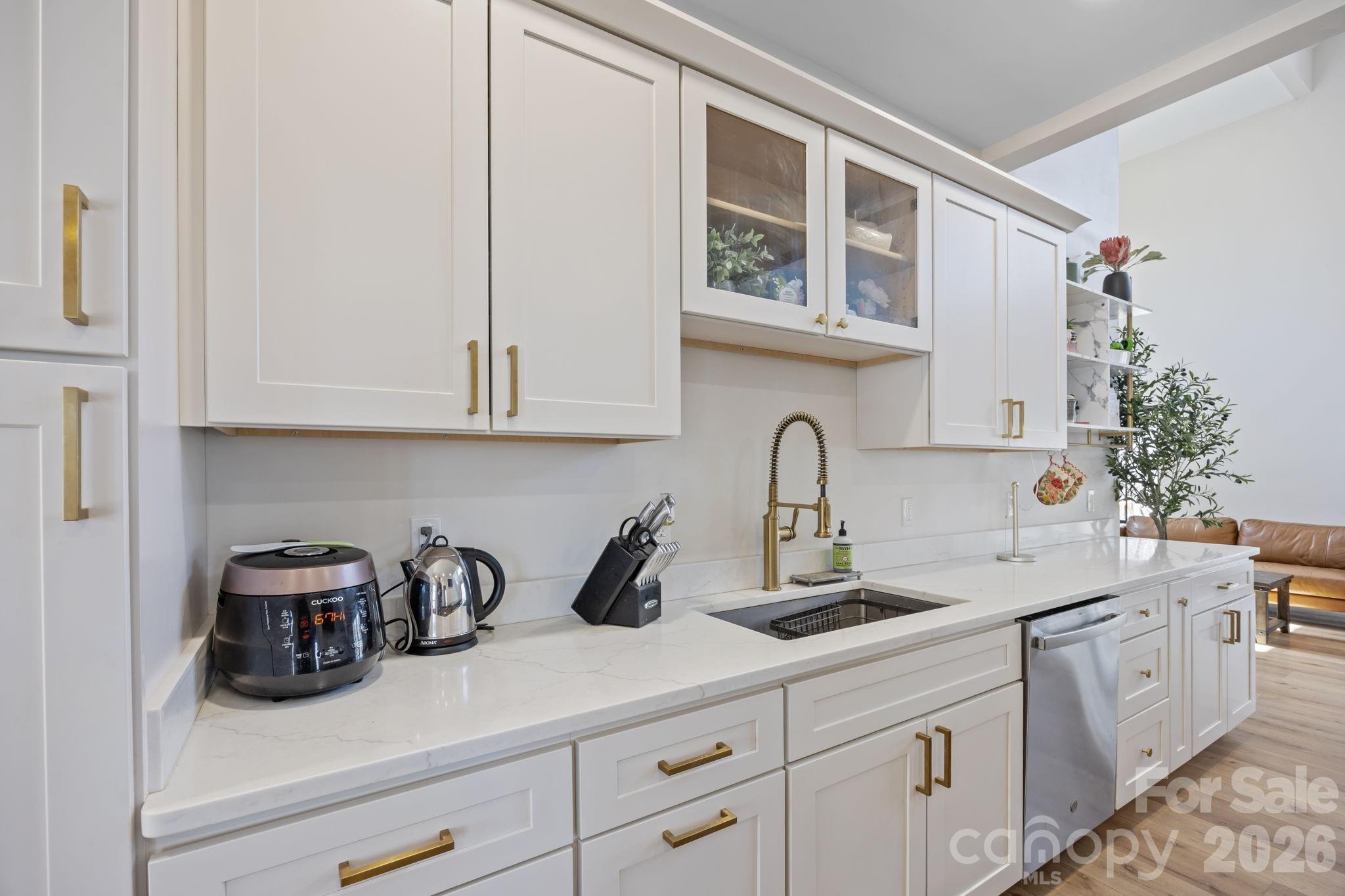 215 Ridgeway Road Candler NC 28715