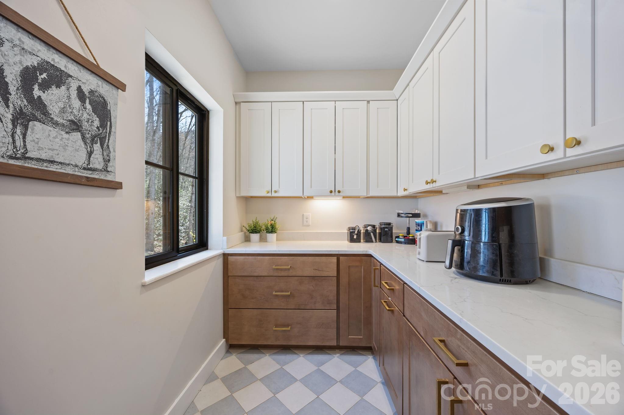 215 Ridgeway Road Candler NC 28715