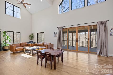 215 Ridgeway Road Candler NC 28715