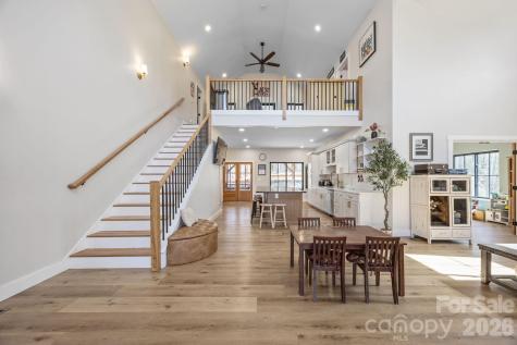 215 Ridgeway Road Candler NC 28715