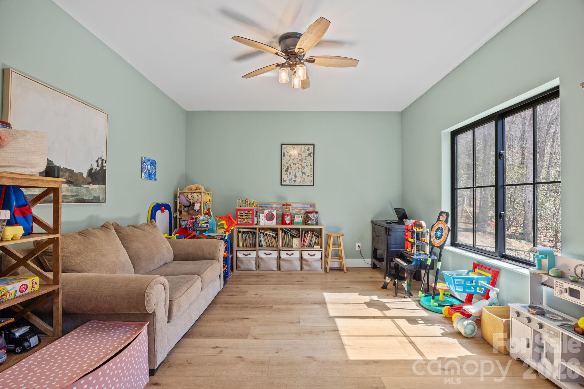 215 Ridgeway Road Candler NC 28715
