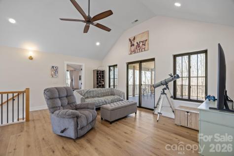 215 Ridgeway Road Candler NC 28715