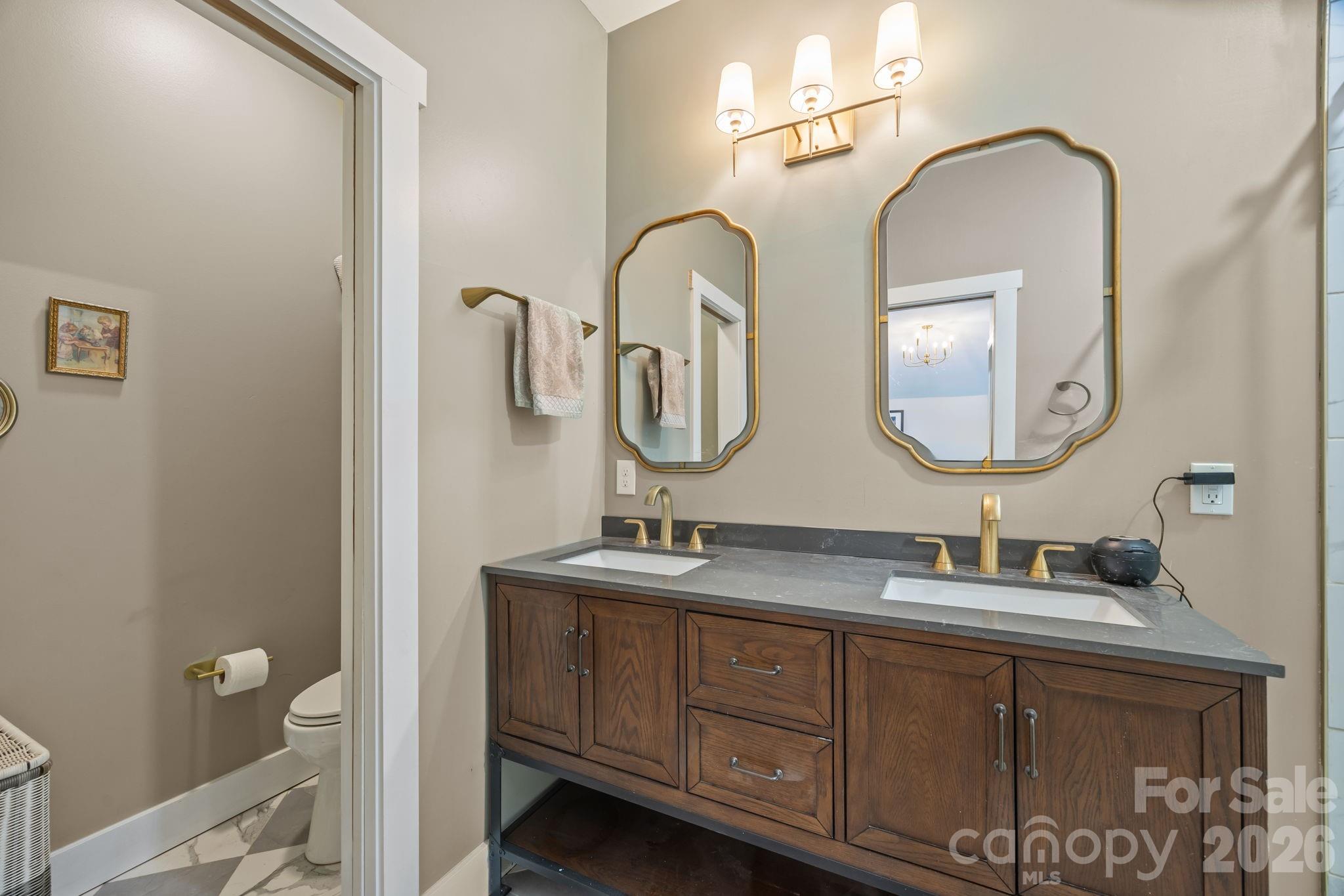 215 Ridgeway Road Candler NC 28715