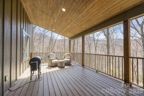 215 Ridgeway Road Candler NC 28715