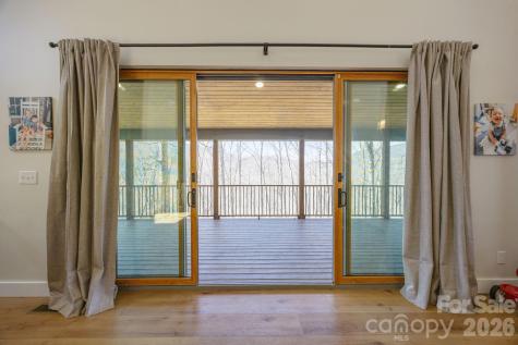 215 Ridgeway Road Candler NC 28715