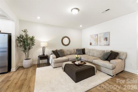 1407 Crest Creek Court Clover SC 29710