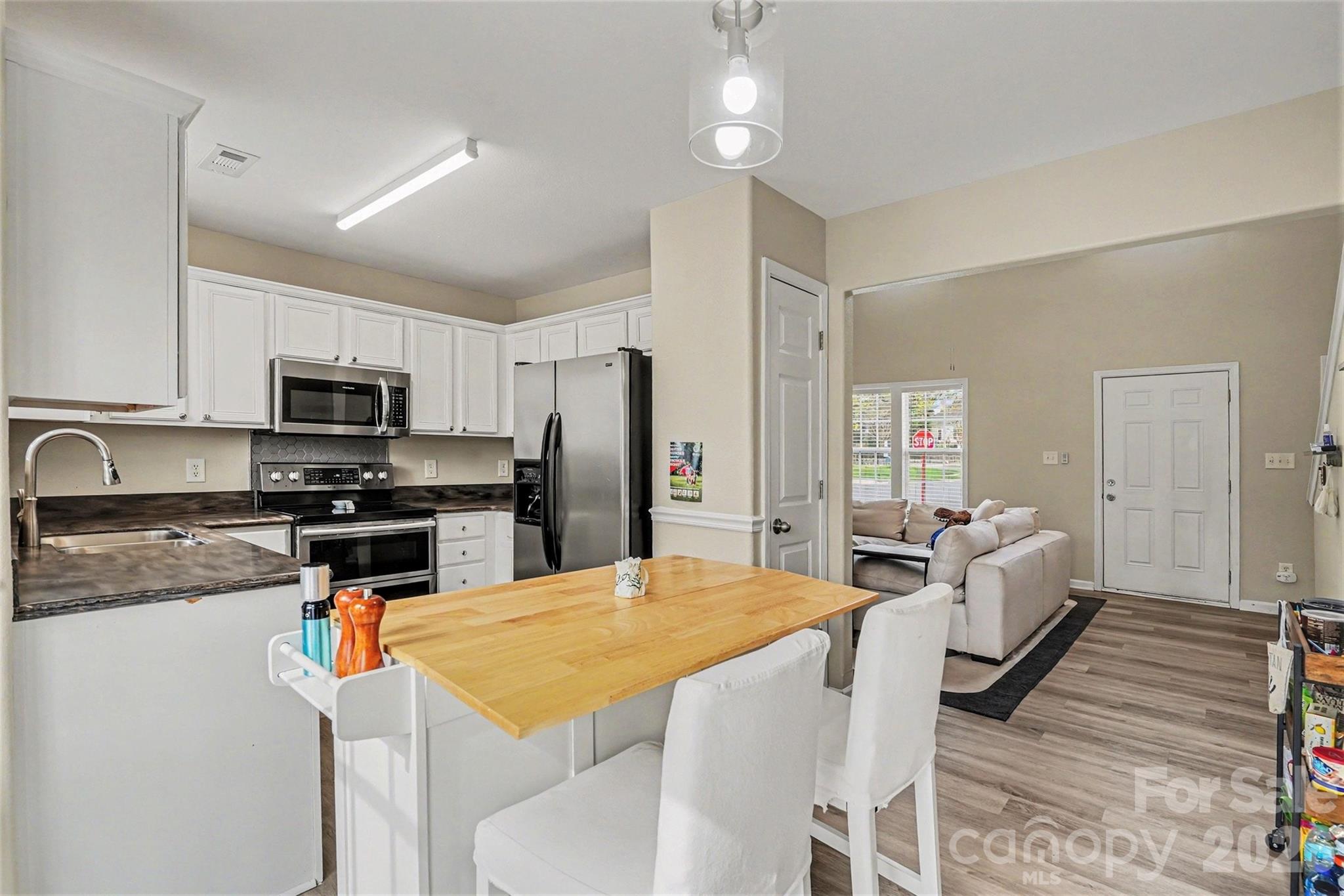 5504 Waverly Lynn Lane Charlotte NC 28269