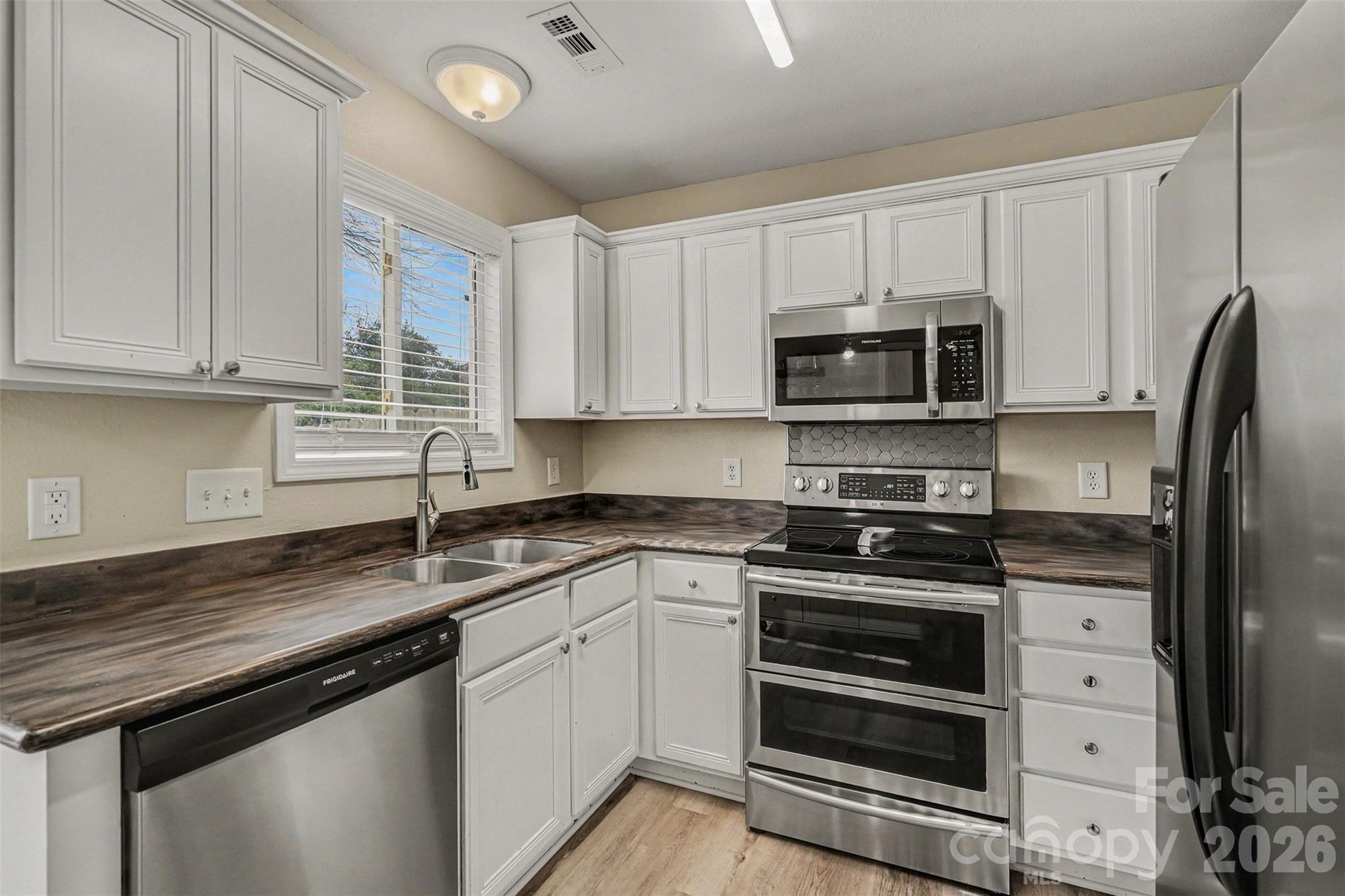 5504 Waverly Lynn Lane Charlotte NC 28269