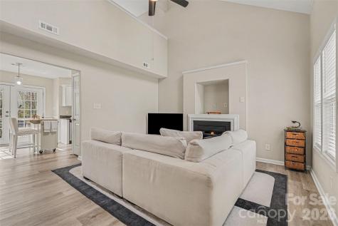 5504 Waverly Lynn Lane Charlotte NC 28269