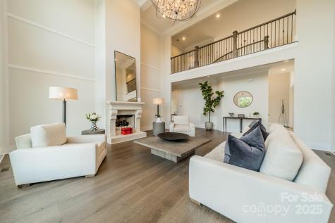 8102 Rolling Fields Road Charlotte NC 28227