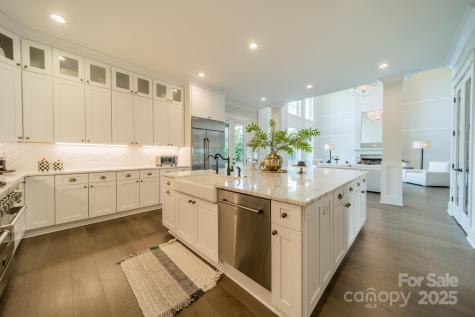 8102 Rolling Fields Road Charlotte NC 28227