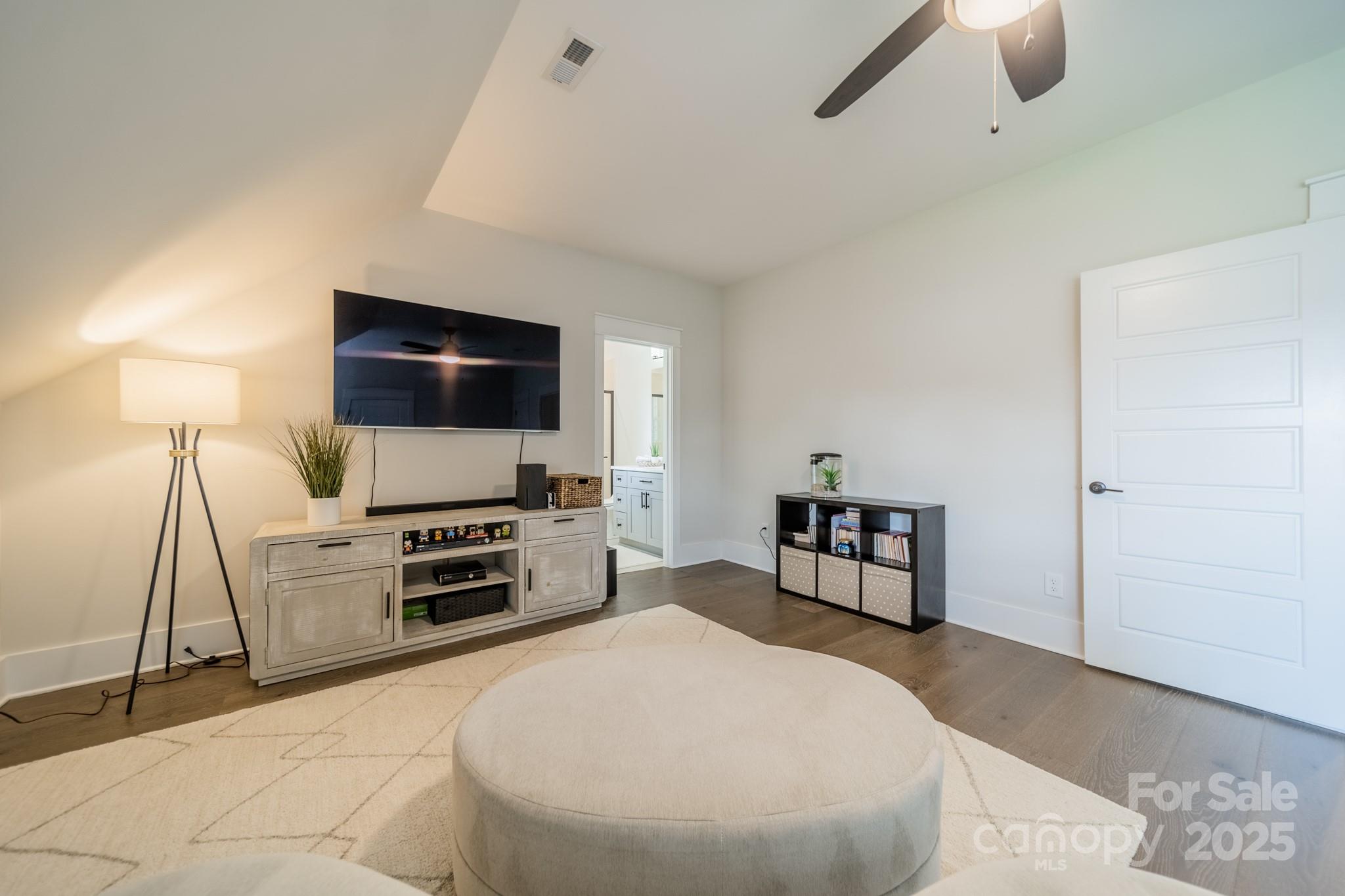 8102 Rolling Fields Road Charlotte NC 28227