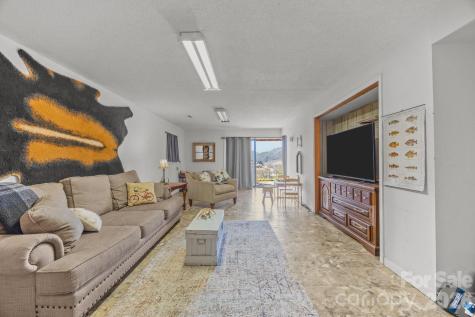 774 Belleview Road Franklin NC 28734