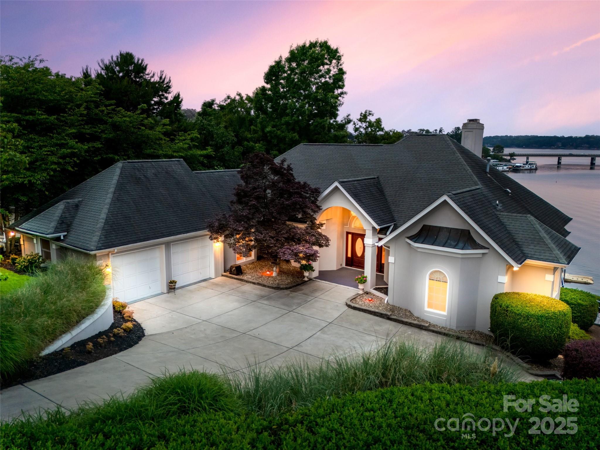 16108 Woolwine Road Charlotte NC 28278