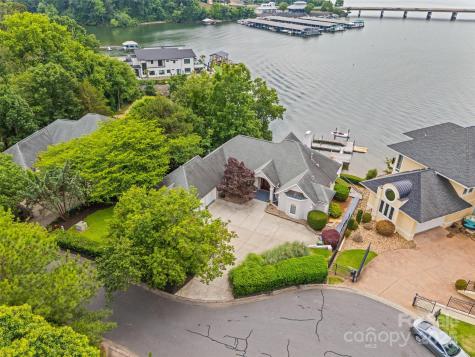 16108 Woolwine Road Charlotte NC 28278