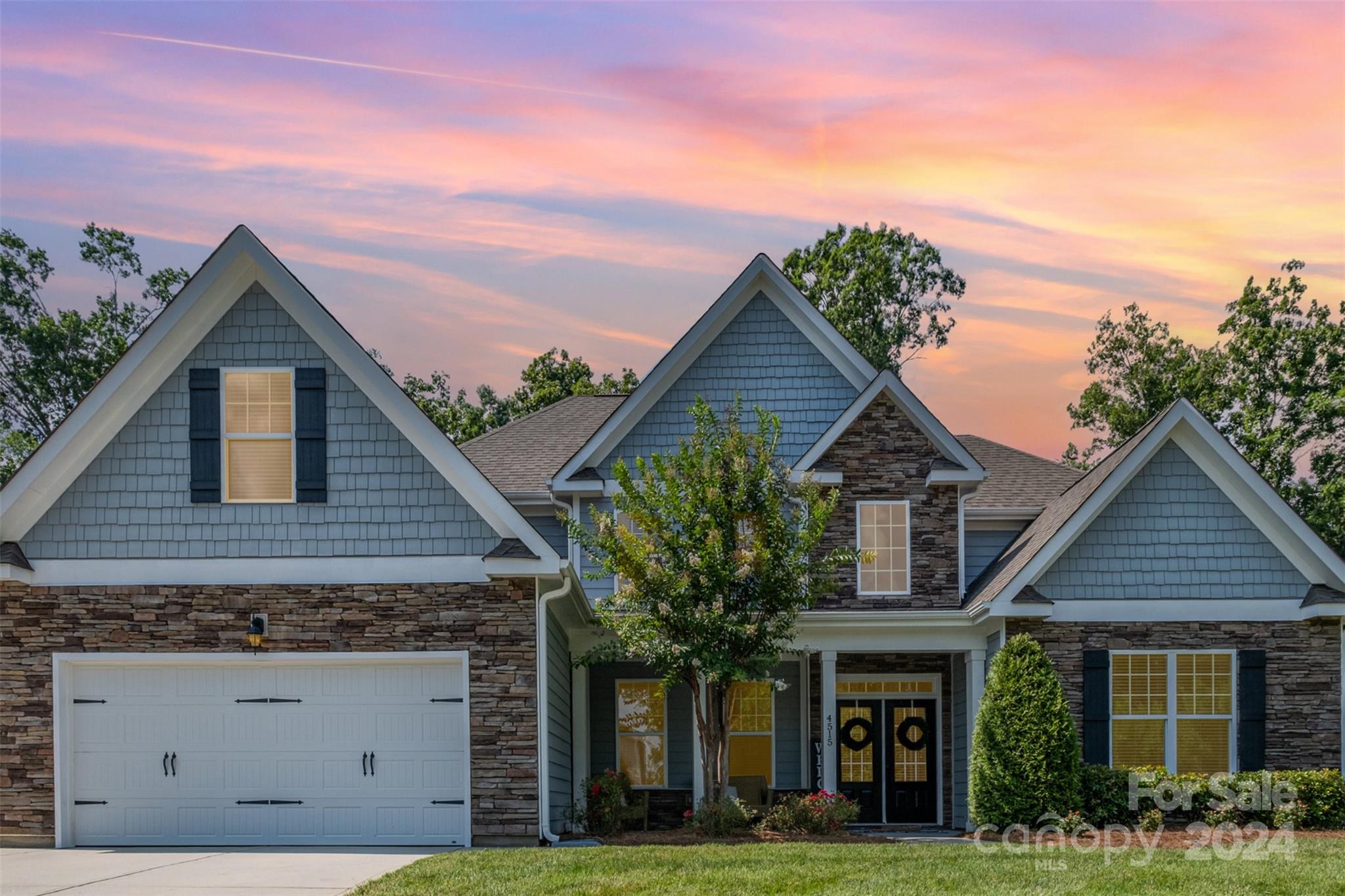 4515 Sunprince Drive Harrisburg NC 28075