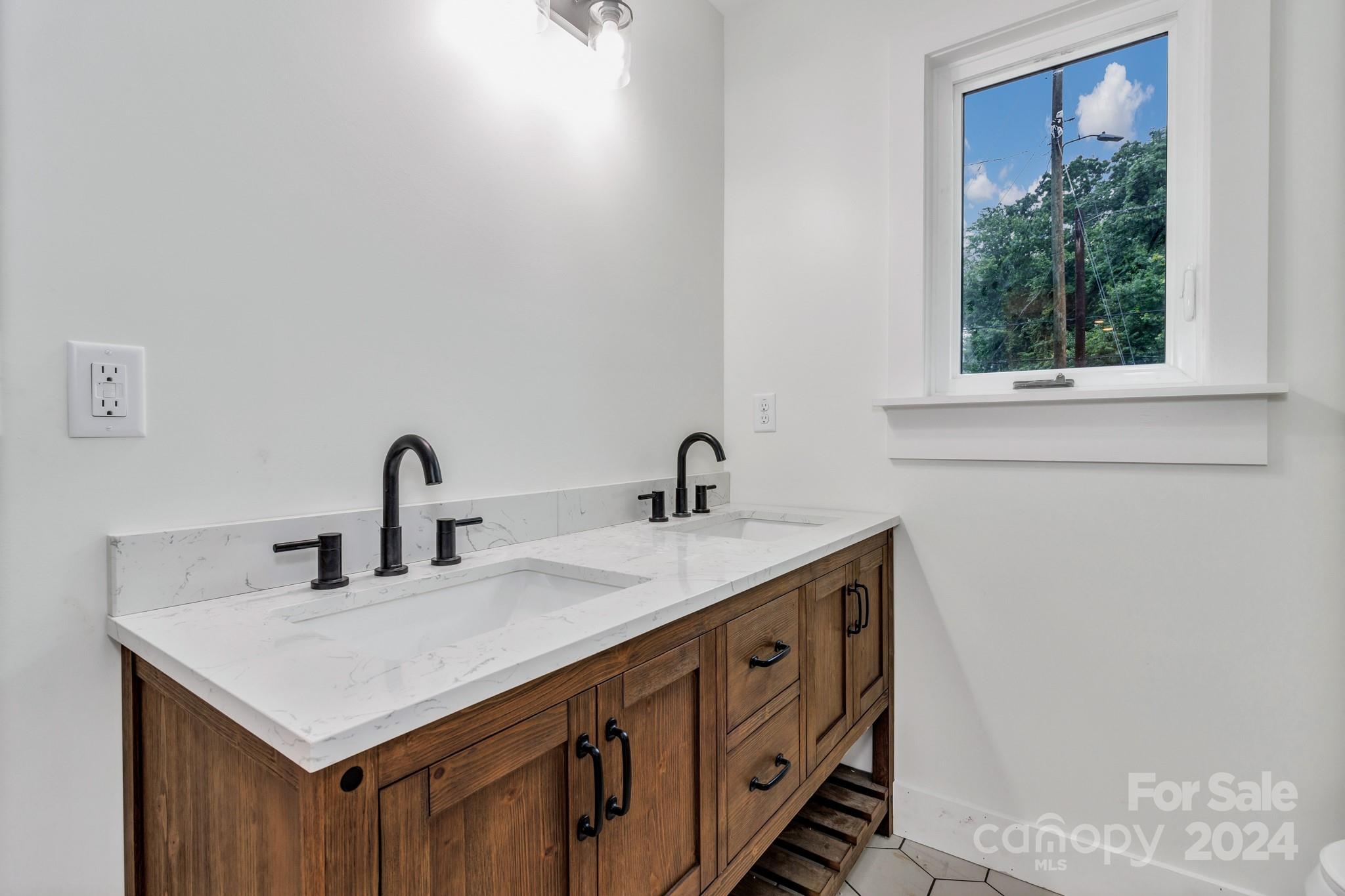 216 Vance Avenue Black Mountain NC 28711