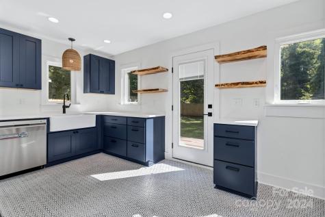 216 Vance Avenue Black Mountain NC 28711