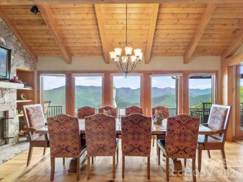 373 Rhododendron Lane Burnsville NC 28714