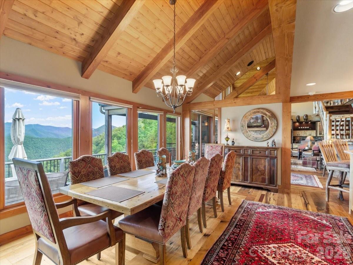 373 Rhododendron Lane Burnsville NC 28714