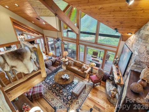 373 Rhododendron Lane Burnsville NC 28714