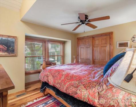 373 Rhododendron Lane Burnsville NC 28714