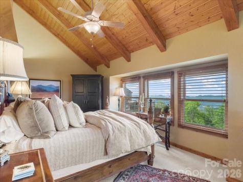 373 Rhododendron Lane Burnsville NC 28714