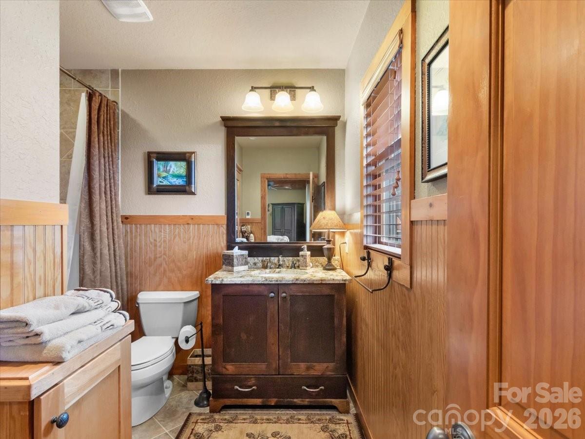 373 Rhododendron Lane Burnsville NC 28714