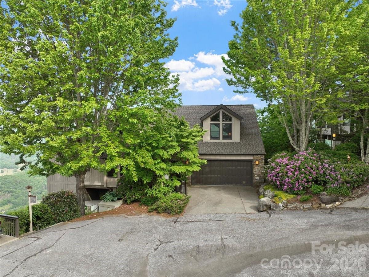 373 Rhododendron Lane Burnsville NC 28714