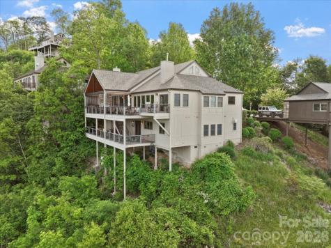 373 Rhododendron Lane Burnsville NC 28714