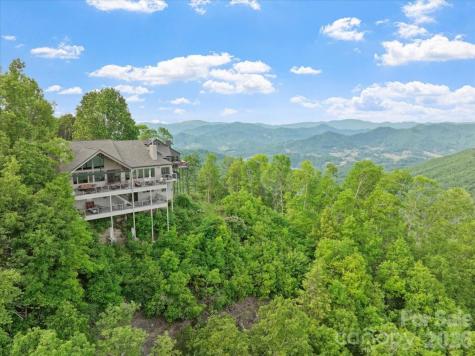 373 Rhododendron Lane Burnsville NC 28714