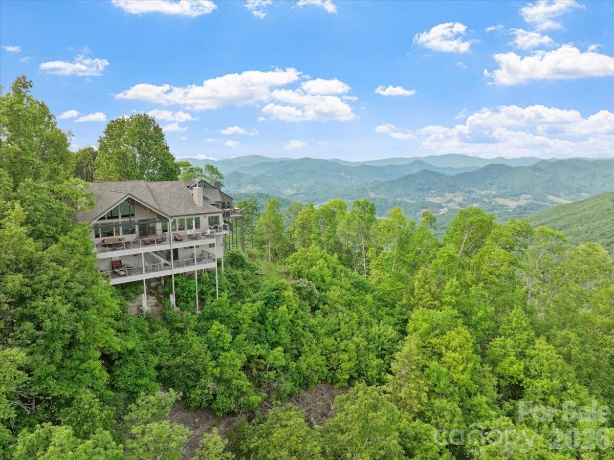 373 Rhododendron Lane Burnsville NC 28714