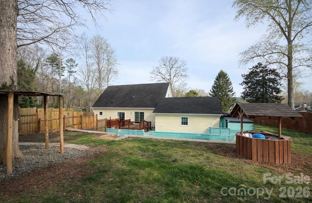 805 Edgewater Drive Belmont NC 28012