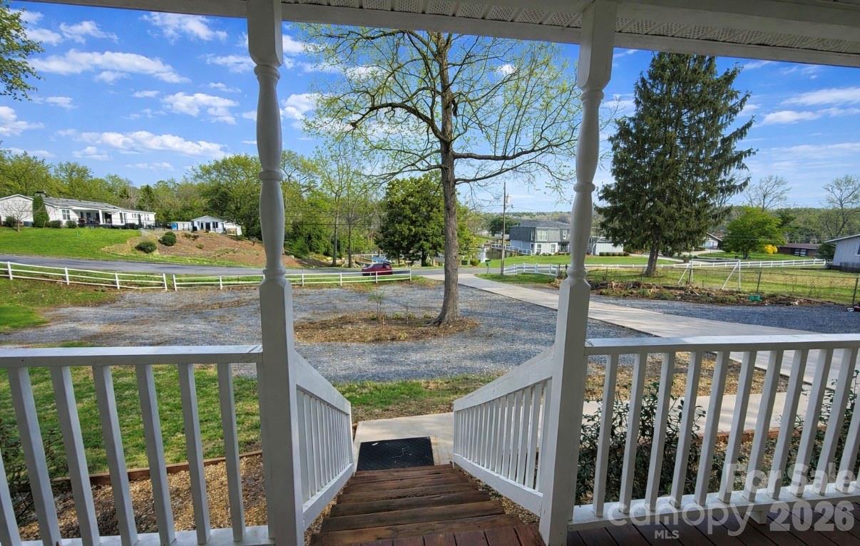 805 Edgewater Drive Belmont NC 28012